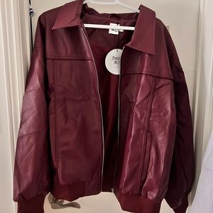 Princess Polly Goldsmith Bomber/Brand new/ Size 4